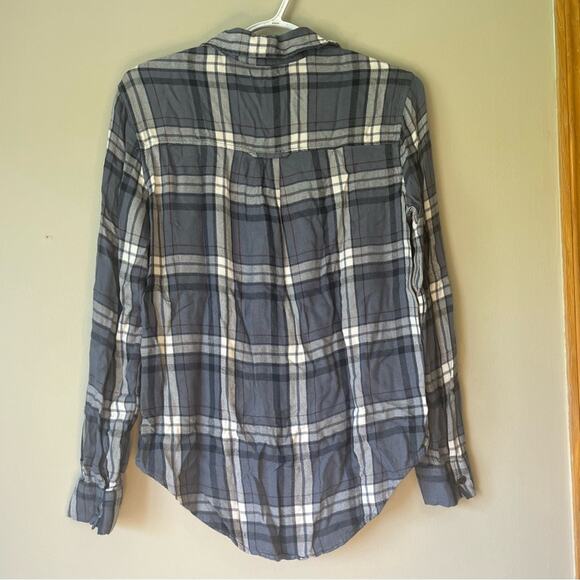 Kendall & Kylie Blue Plaid Long Sleeve Button Down Shirt Size Small - Picture 2 of 11